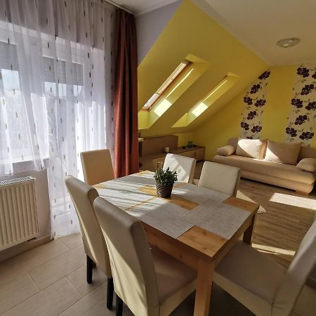 Szabo Apartman Sárvár Eksteriør billede