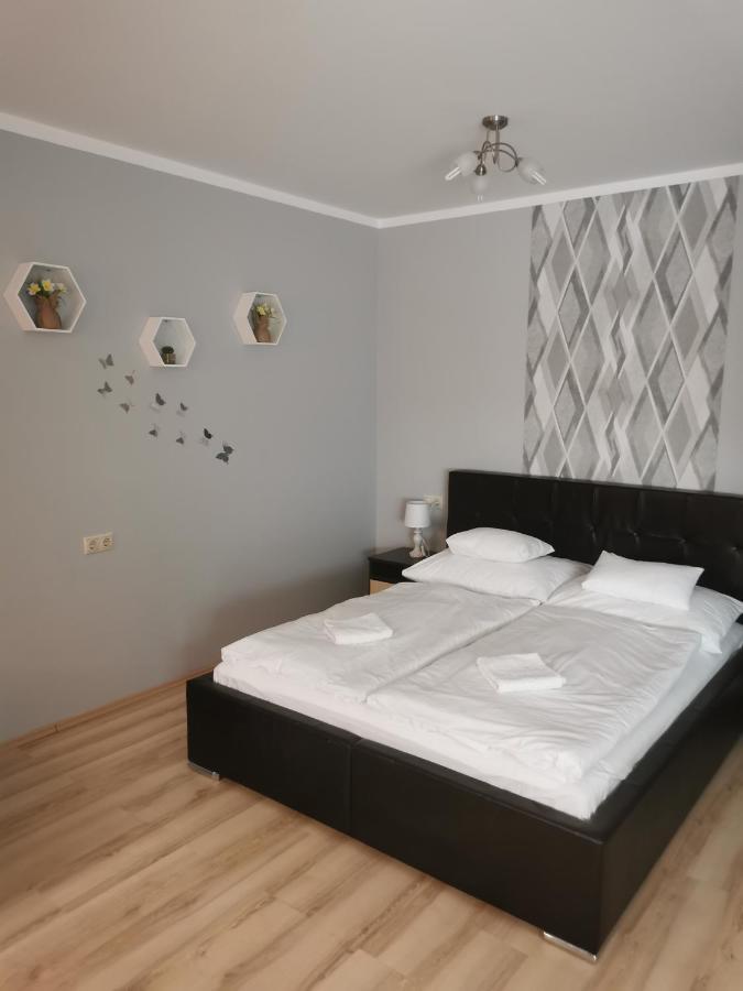 Szabo Apartman Sárvár Eksteriør billede